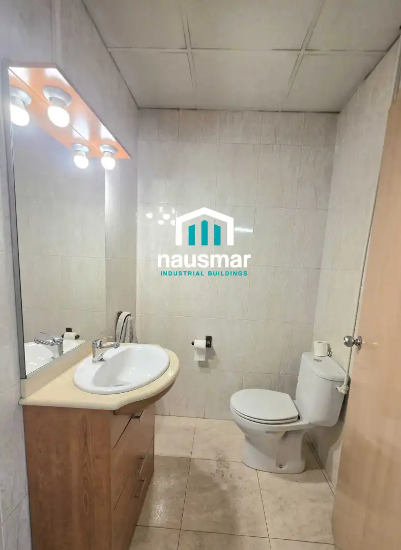 Baño de Nave industrial en venta en Sant Fruitós de Bages
