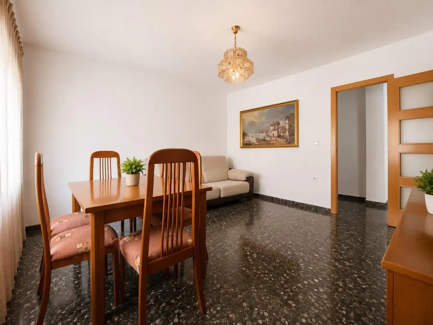 Comedor de Piso en venta en Xirivella con Aire acondicionado, Calefacción y Terraza