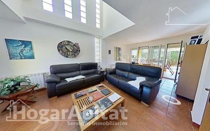 Living room of House or chalet for sale in L'Eliana  with Air Conditioner, Terrace and Swimming Pool