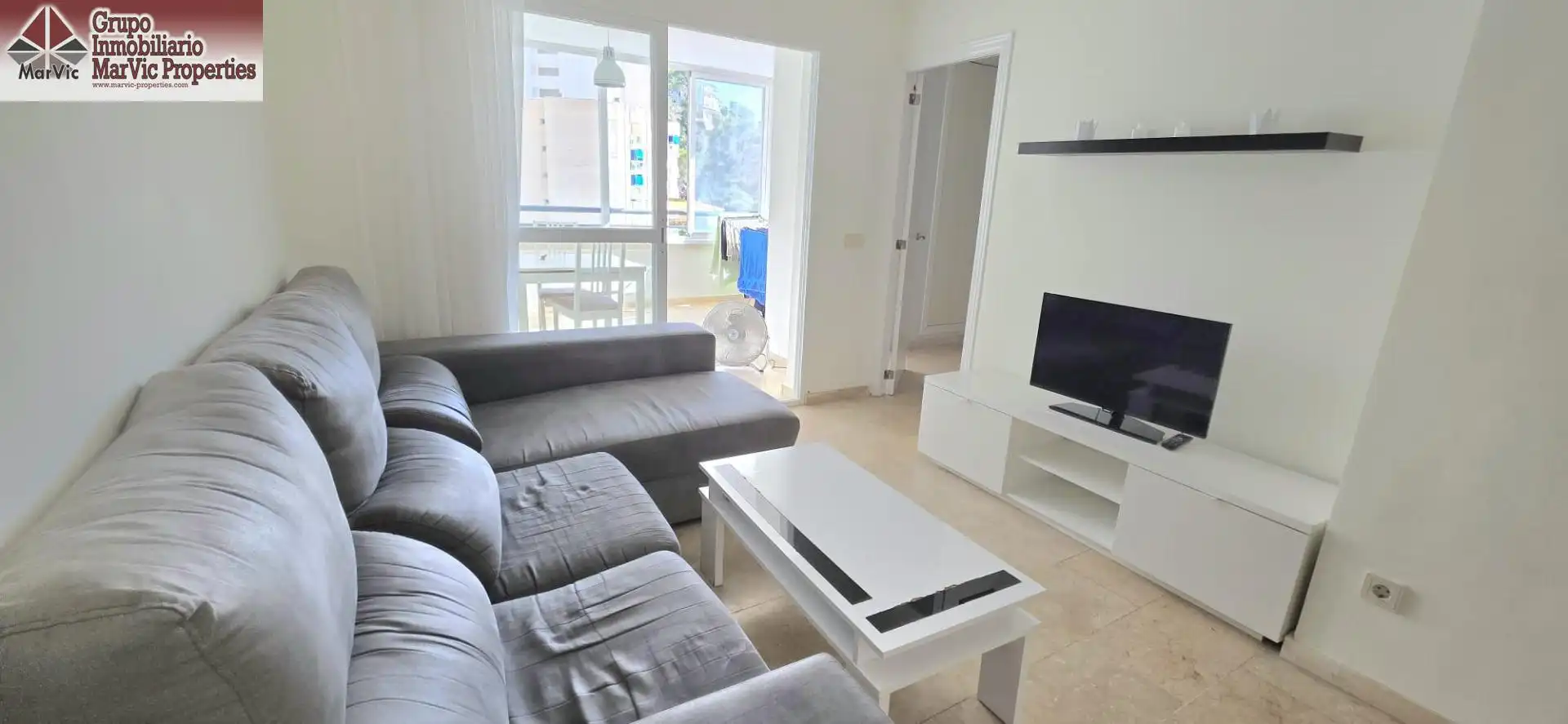 Living room of Flat for sale in Benidorm  with Furnished and Community pool