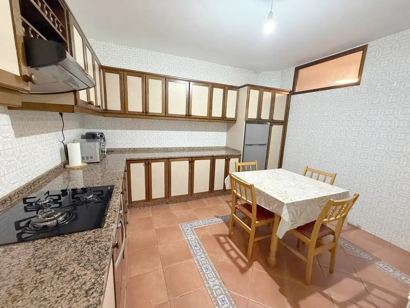 Cocina de Piso en venta en Ribeira con Amueblado