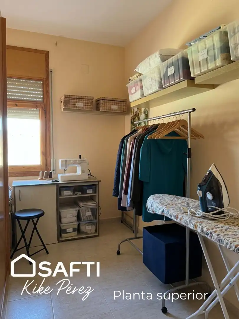 Casa o chalet en venta en Alguaire con Calefacción, Terraza y Amueblado