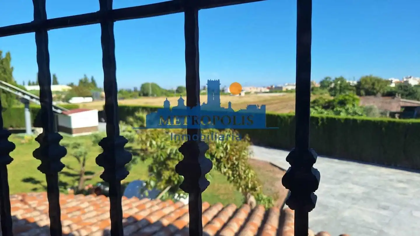 Vista exterior de Casa o chalet en venta en Burriana / Borriana con Aire acondicionado, Jardín privado y Terraza