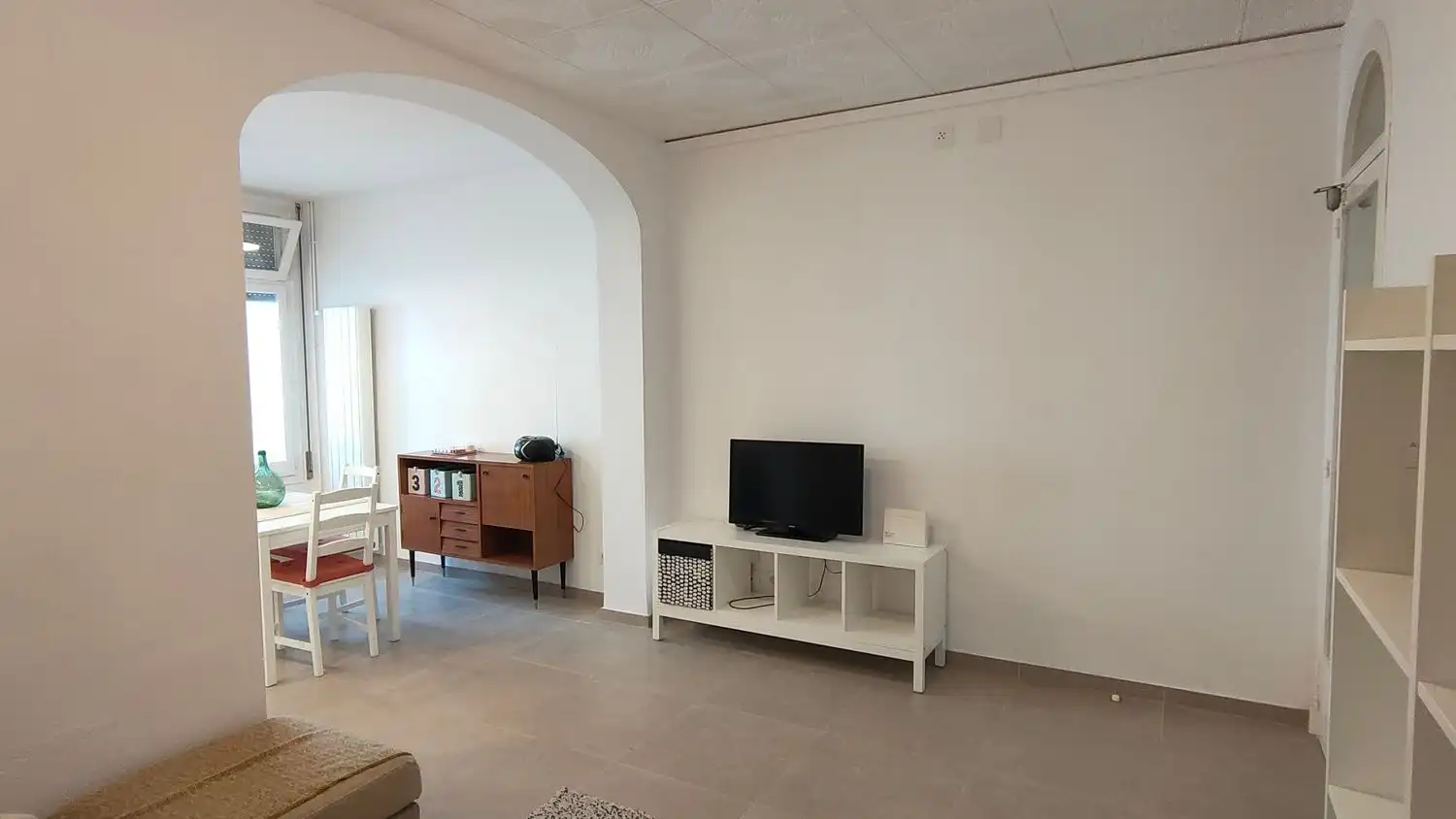 Sala d'estar de Casa o xalet de lloguer en Terrassa amb Jardí privat, Terrassa i Moblat