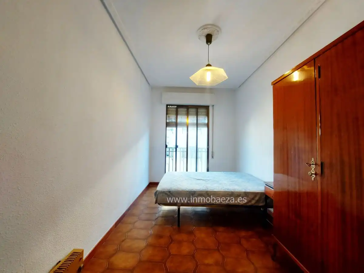 Schlafzimmer von Wohnung zum Verkauf in Baeza mit Heizung und Terrasse