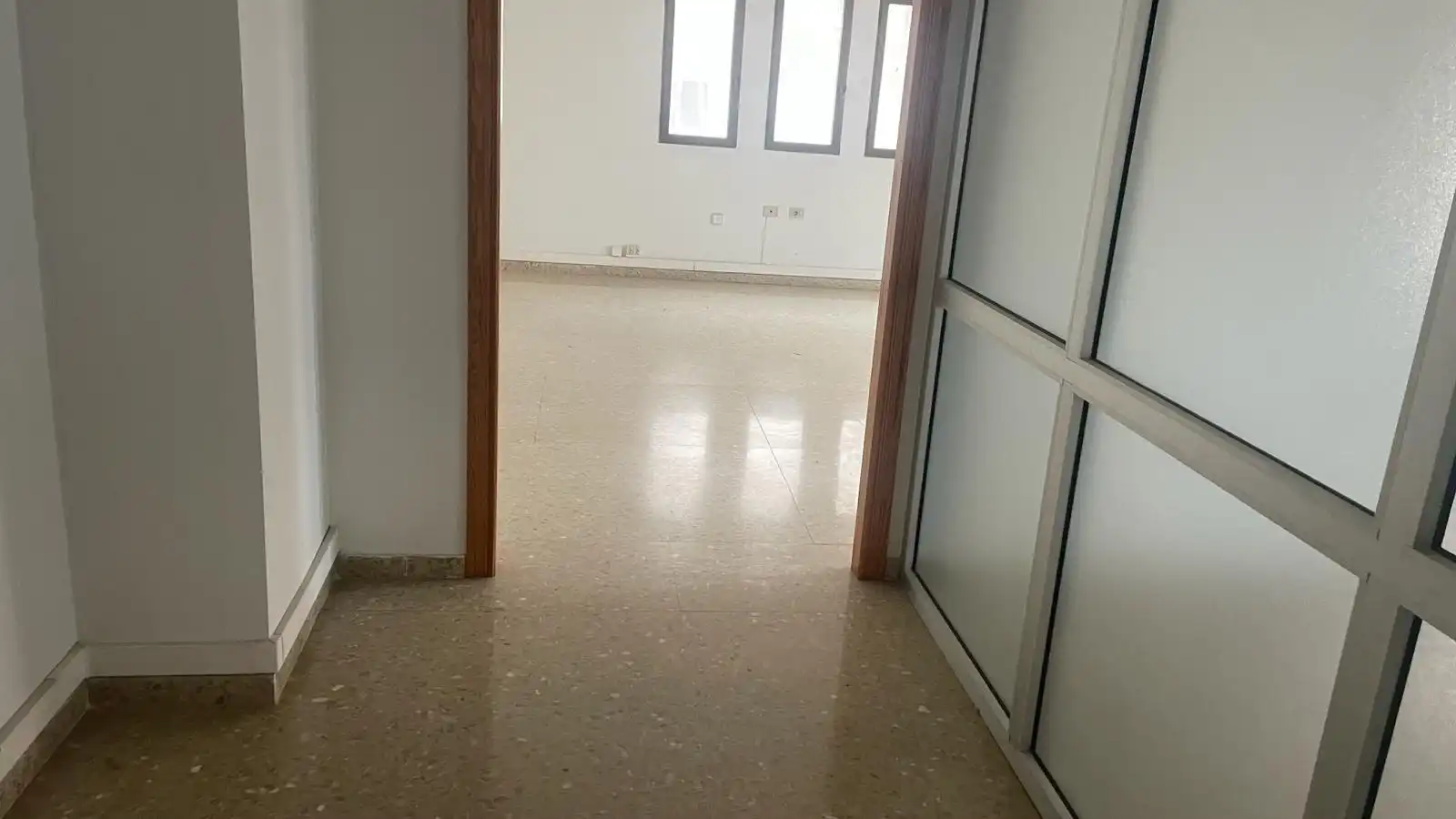 Office space for sale in Calle REINA MARIA CRISTINA, imagen 6