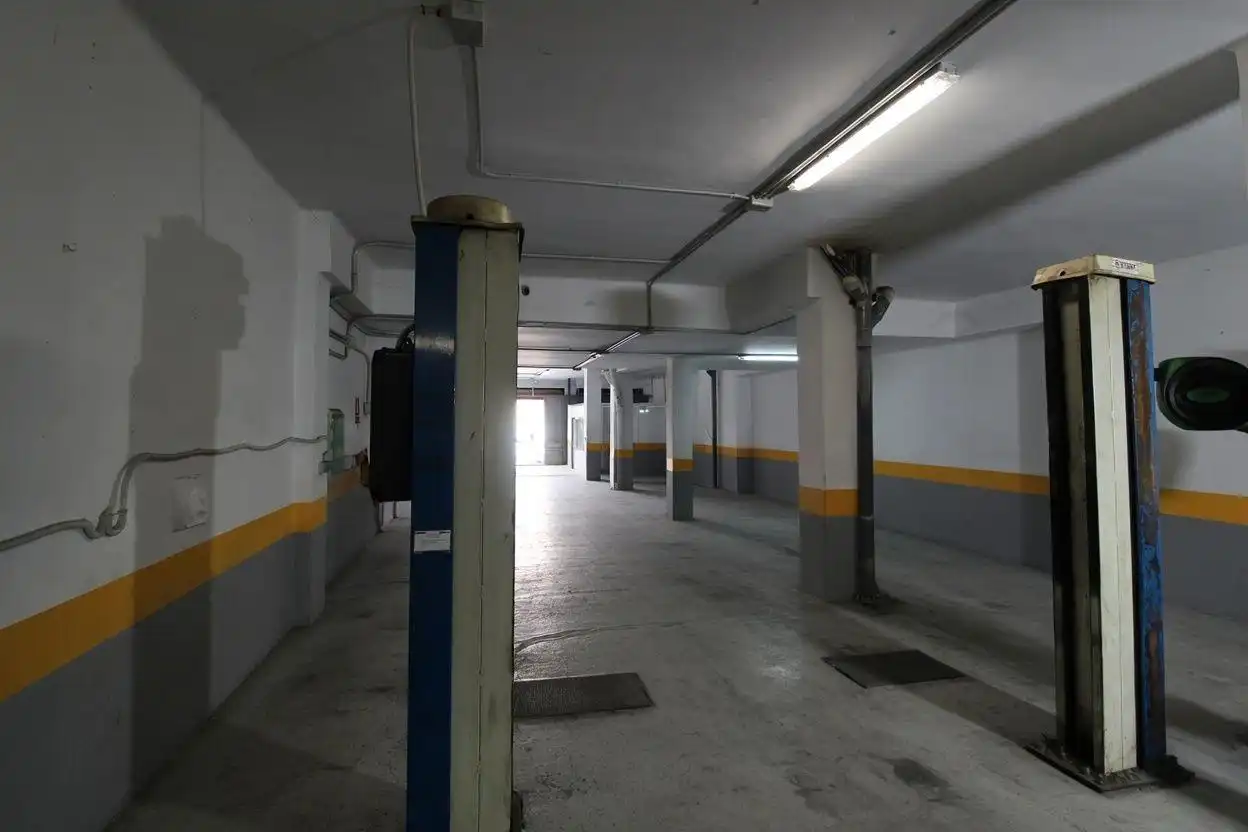 Local comercial en venda a Llevant, imagen 37