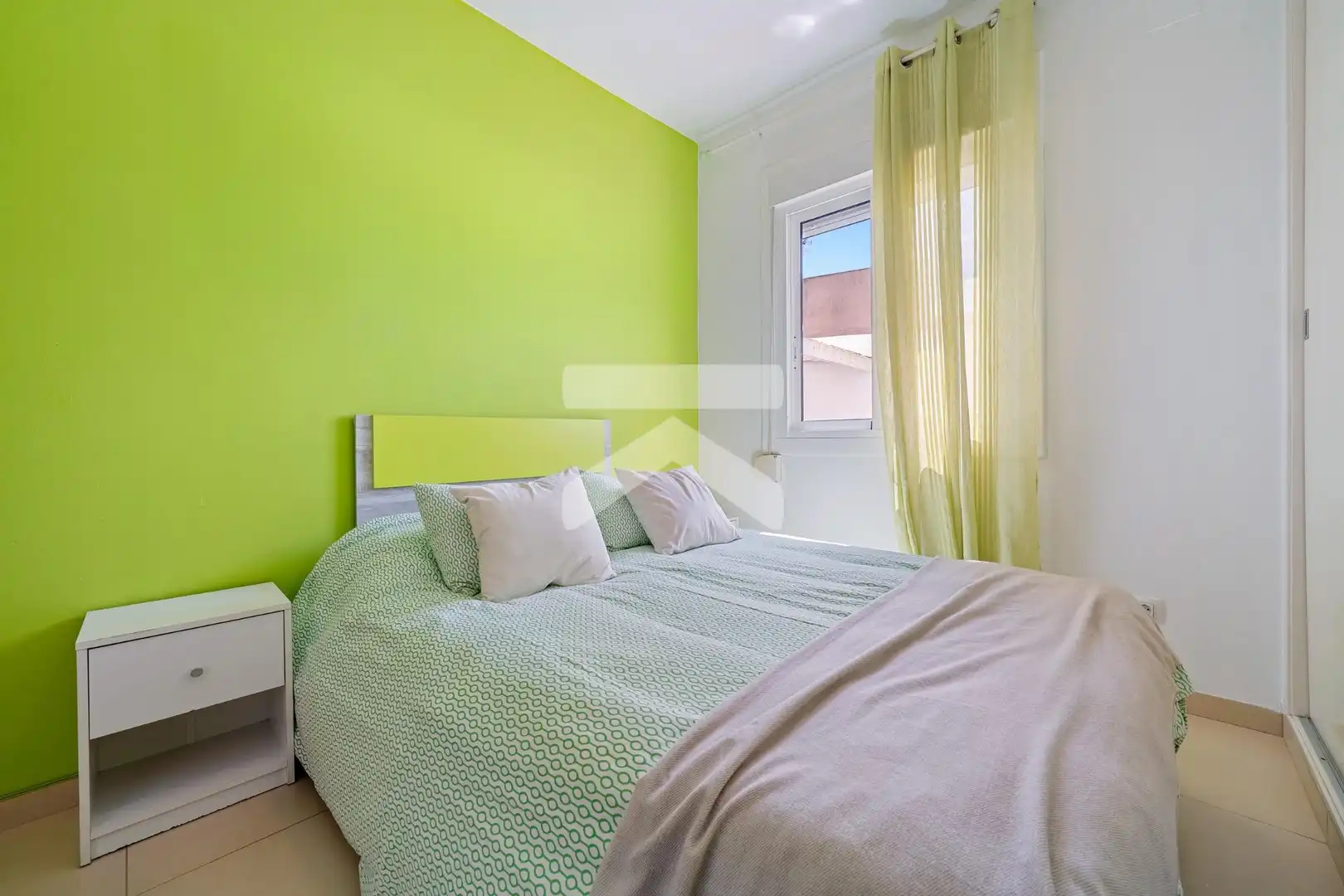 Habitación de Casa o chalet en venta en Tarragona con Aire acondicionado, Calefacción y Jardín privado