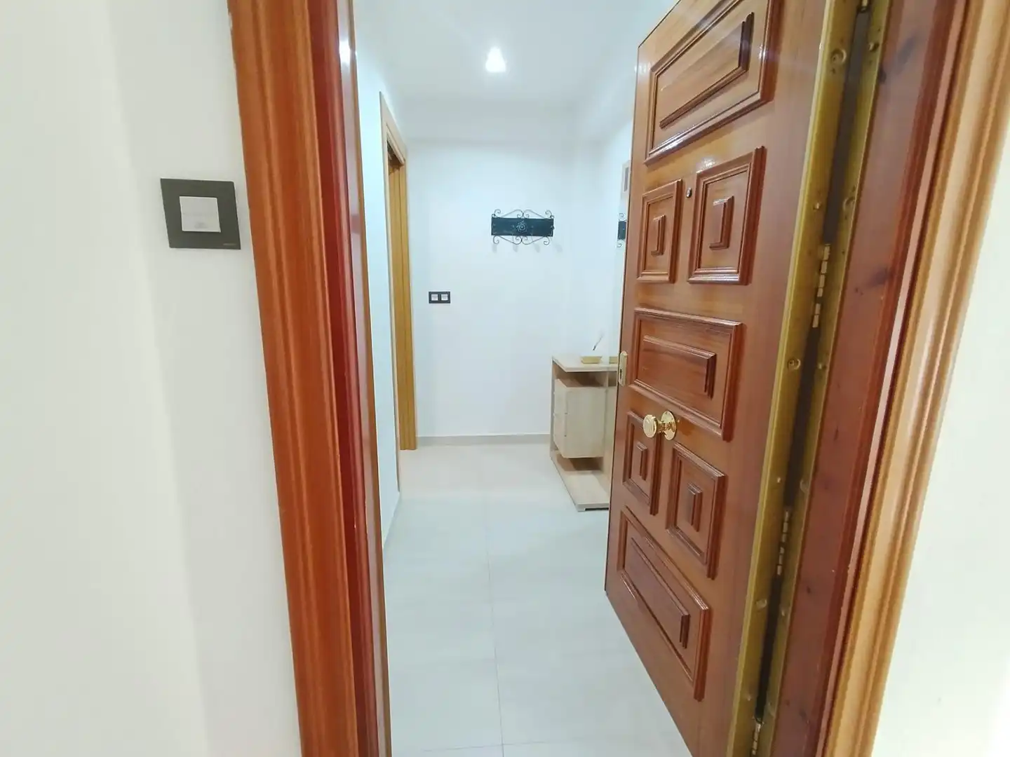 Flat for rent in  Granada Capital  with Air Conditioner, Heating and Furnished