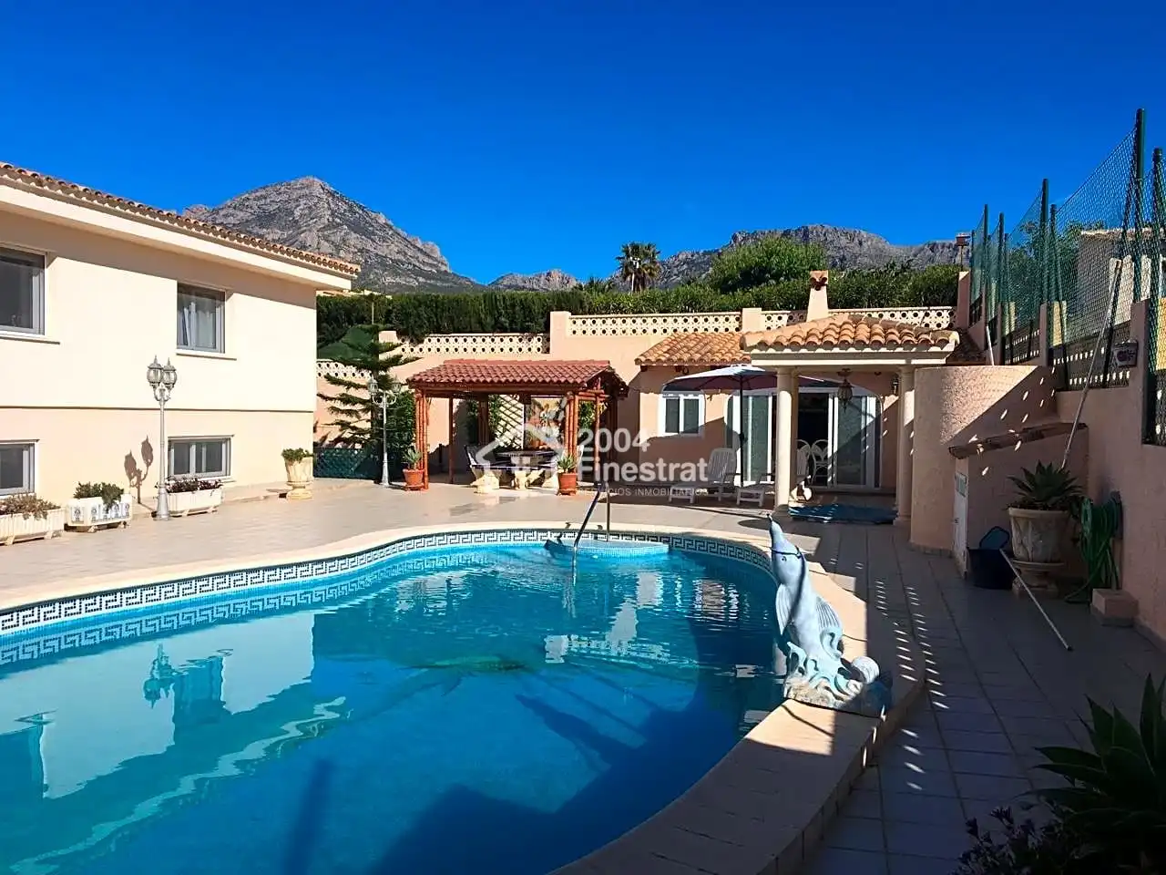 Exterior view of Houses for sale in La Nucia  with Private garden and Swimming Pool