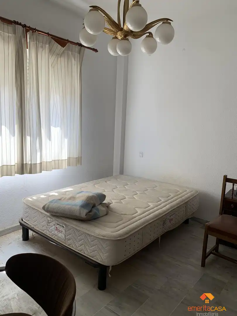 Habitación de Piso en venta en Almendralejo con Trastero