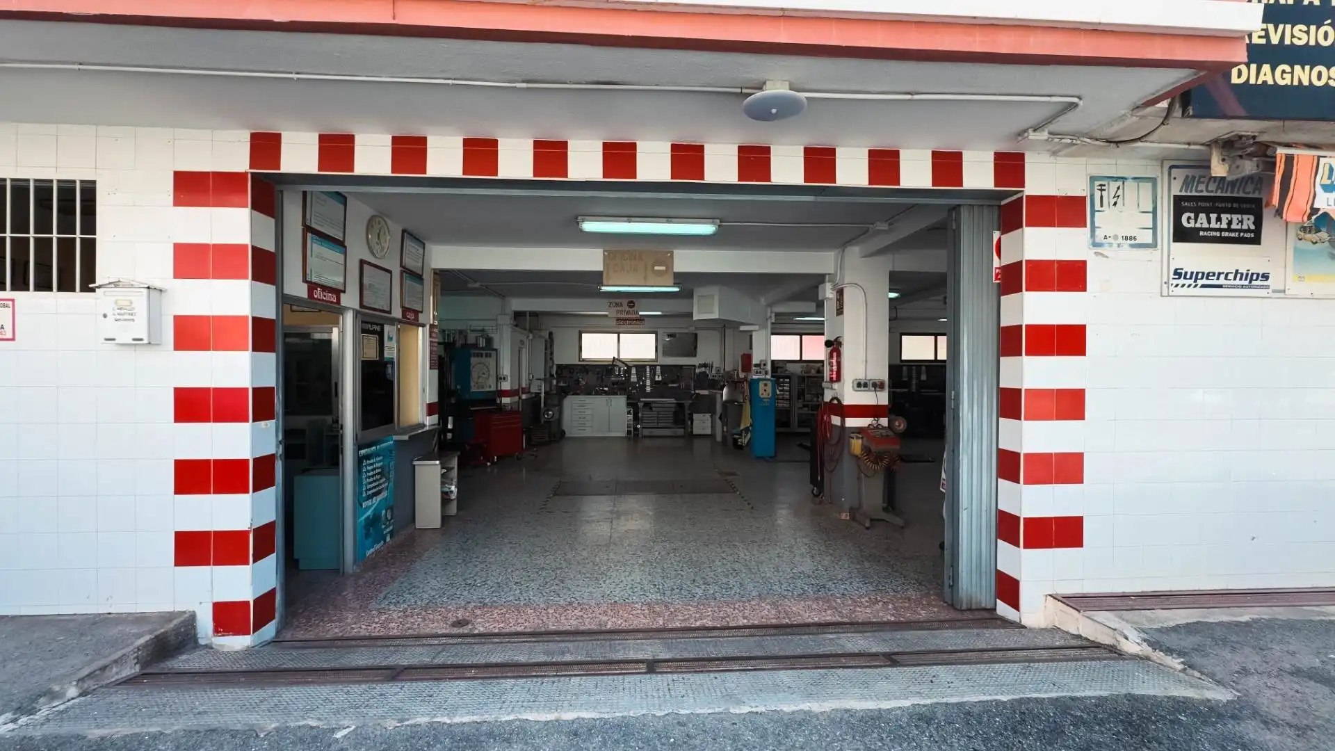 Geschaftsraum zum Verkauf in Benidorm mit Terrasse
