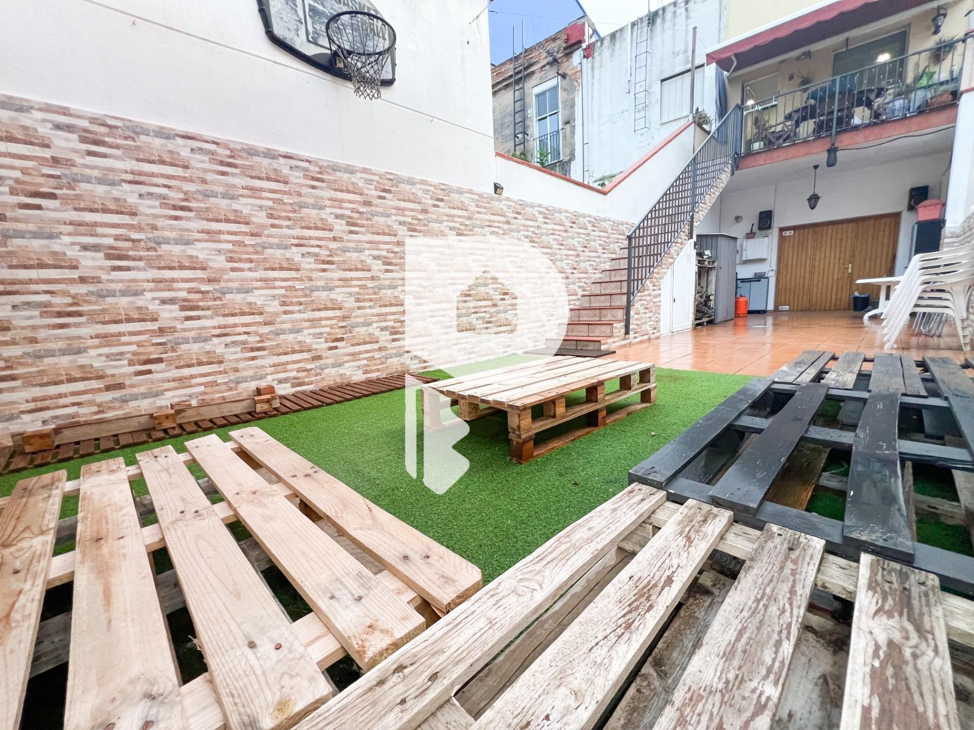 Terrace of House or chalet for sale in Sant Boi de Llobregat  with Air Conditioner, Heating and Private garden