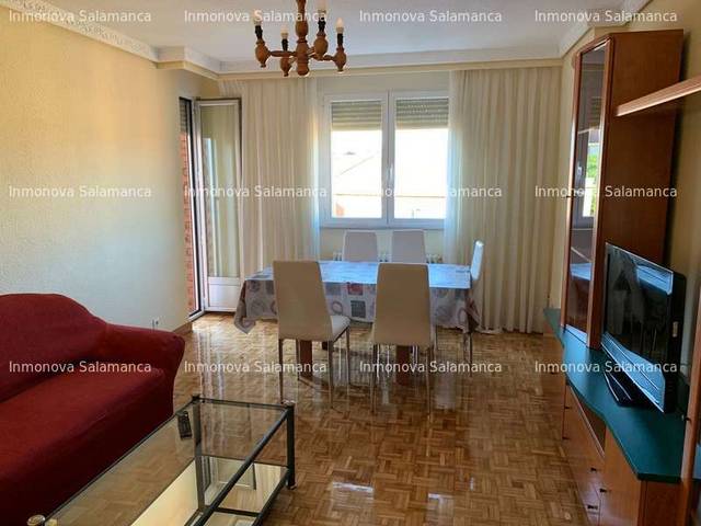 Piso en Alquiler en Barrio del Centro