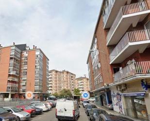 Vista exterior de Pis en venda en Vitoria - Gasteiz amb Calefacció, Parquet i Terrassa