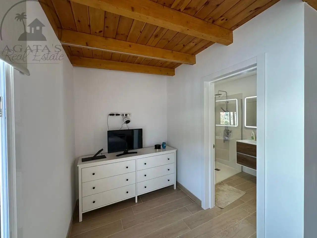 Casa con piscina in vendita a Tres De Mayo, imagen 33