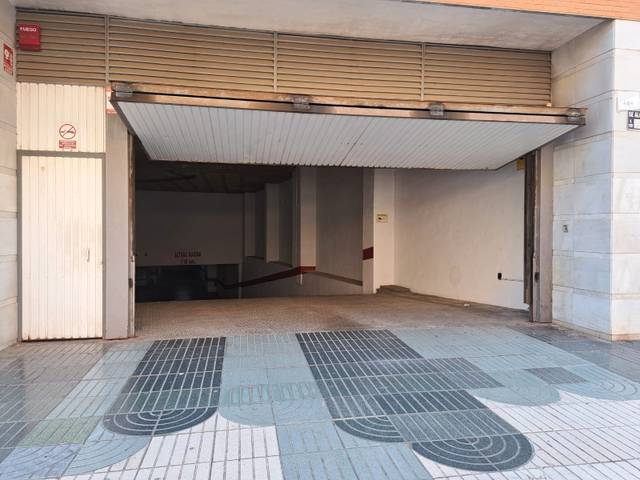 Garaje en Venta en Avenida Reina Victoria Eugenia, 28 en Alameda