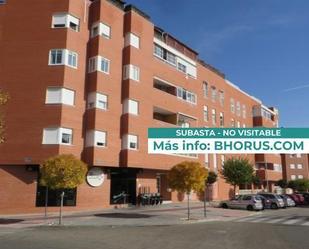 Exterior view of Flat for sale in Arganda del Rey  with Private garden and Swimming Pool
