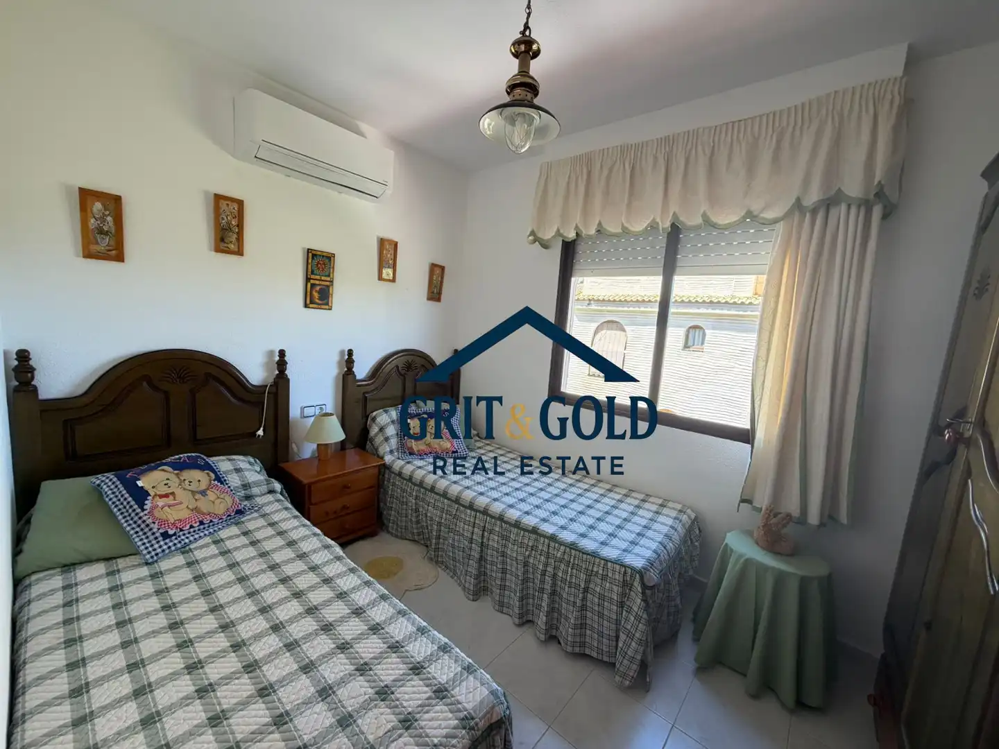 Bungalow with terrace for sale in Gran Alacant, imagen 9