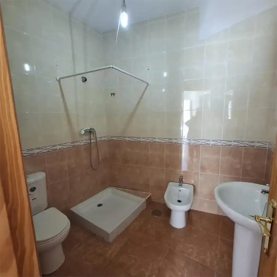 Baño de Piso en venta en Tabernas