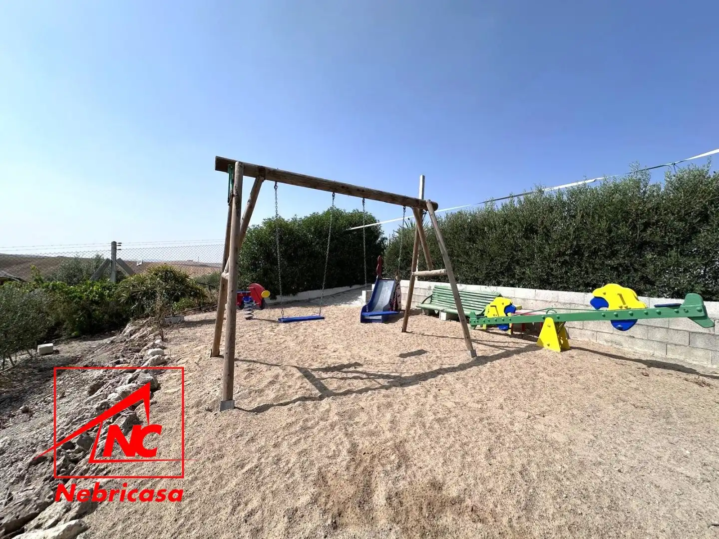 Finca rústica en venda en Lebrija amb Aire condicionat i Moblat