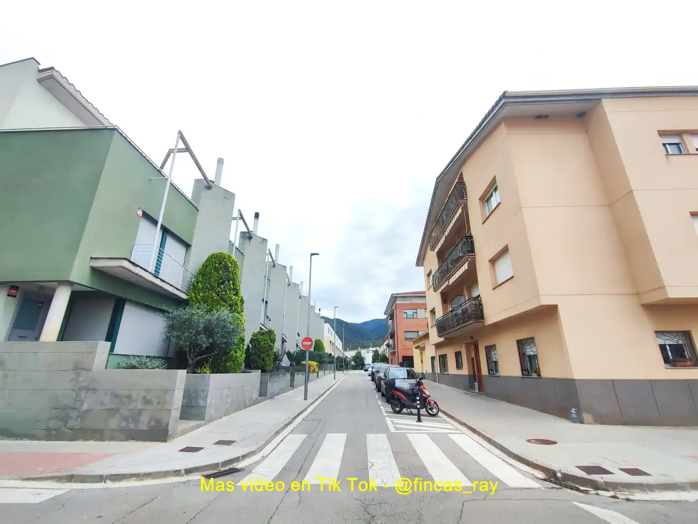 Vista exterior de Piso en venta en La Garriga con Calefacción y Horno