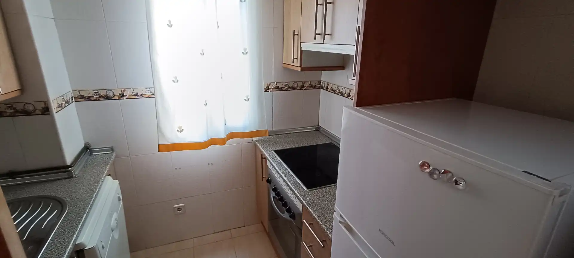 Cocina de Dúplex en venta en El Molar (Madrid) con Calefacción, Amueblado y Horno