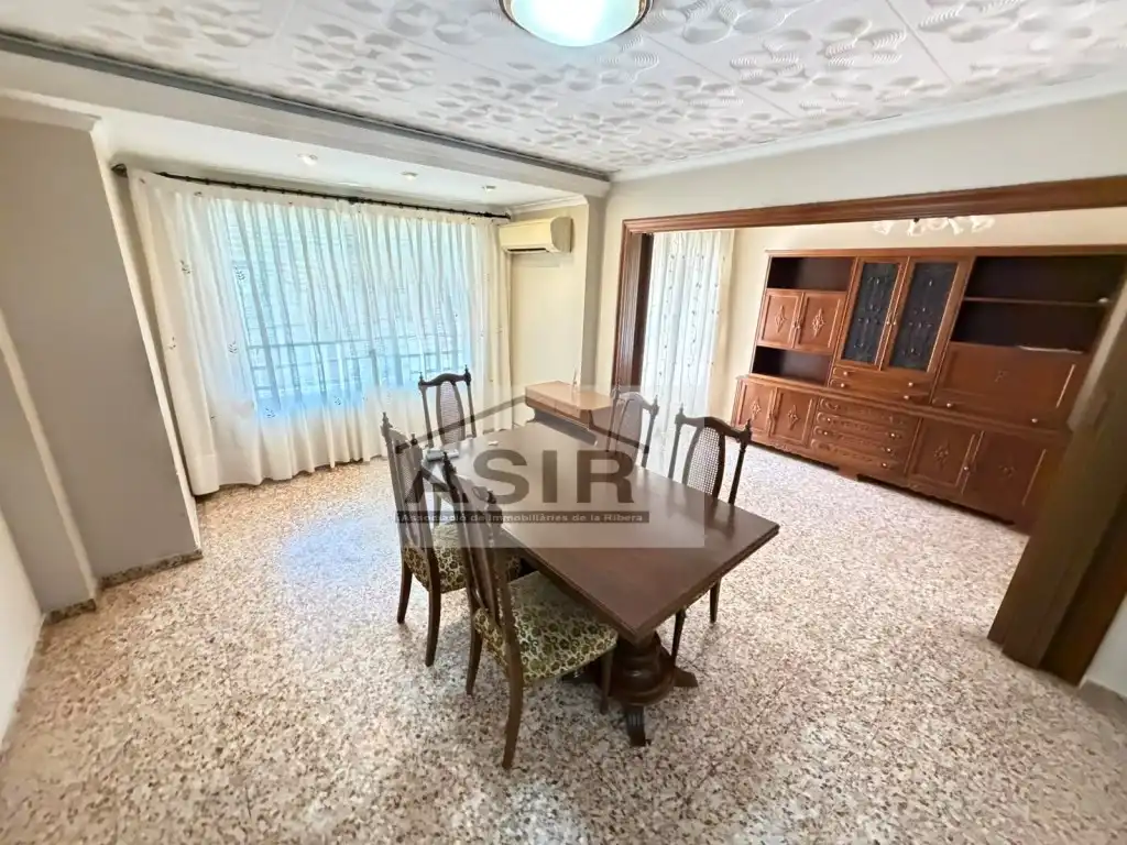 Comedor de Piso en venta en Alzira con Balcón
