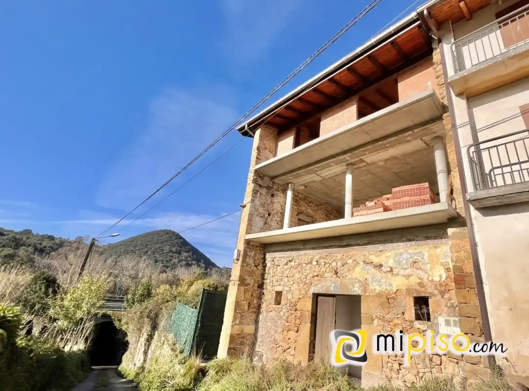 Vista exterior de Casa o chalet en venta en Laredo con Calefacción, Jardín privado y Terraza