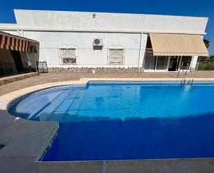 Piscina de Casa o xalet en venda en Elche / Elx amb Aire condicionat, Terrassa i Piscina