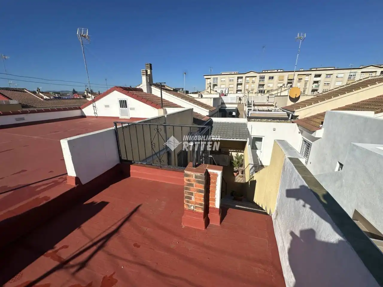 Außenansicht von Einfamilien-Reihenhaus zum Verkauf in Cartagena mit Klimaanlage, Privatgarten und Terrasse