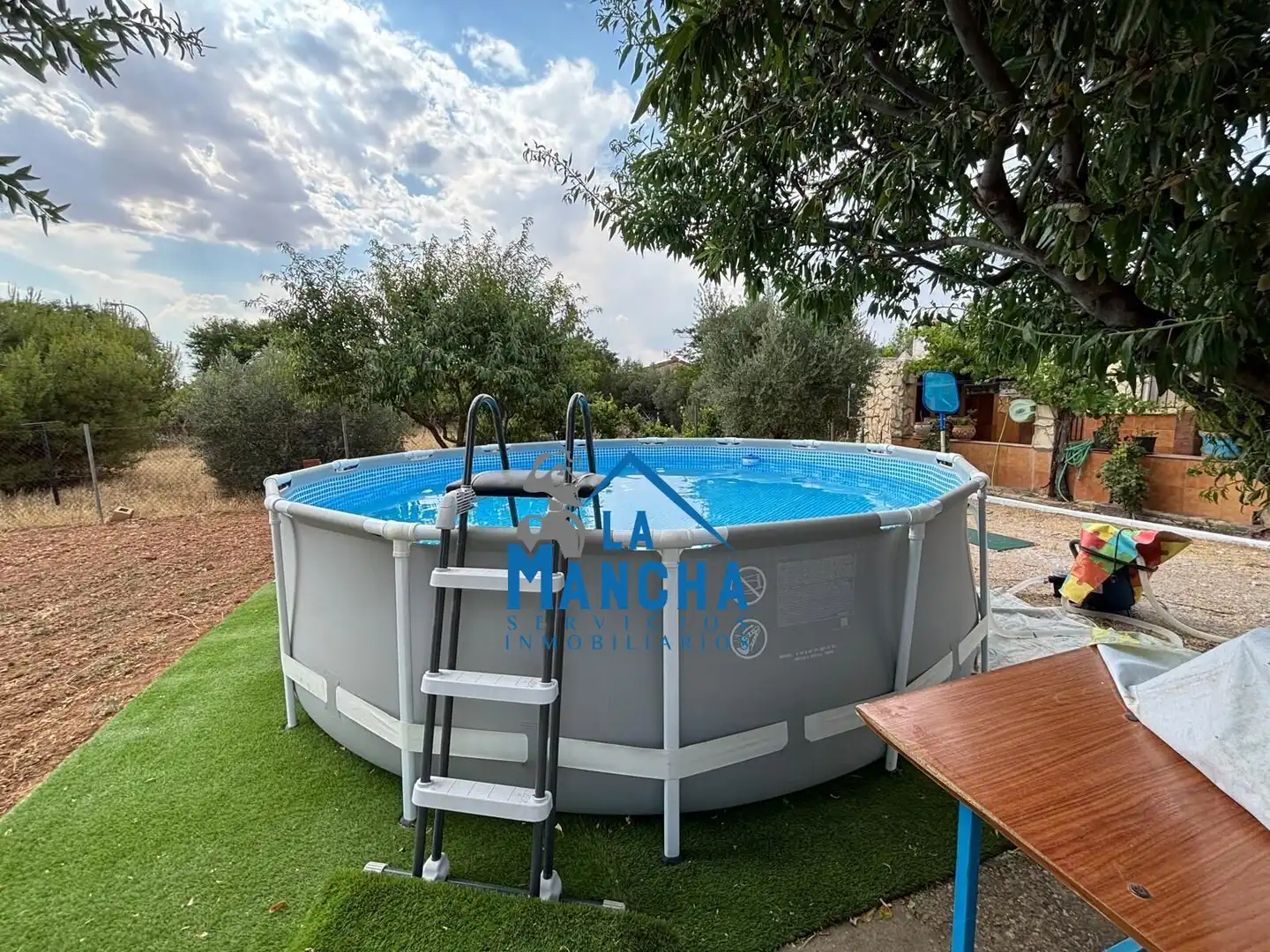 Piscina de Casa o xalet en venda en Albacete amb Aire condicionat, Jardí privat i Traster