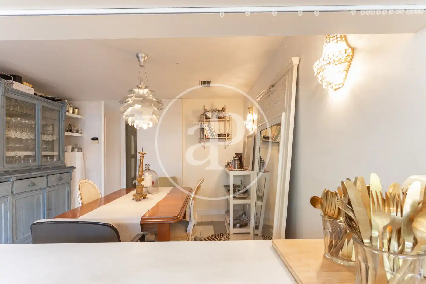 Comedor de Piso de alquiler en Barcelona con Aire acondicionado, Calefacción y Jardín privado