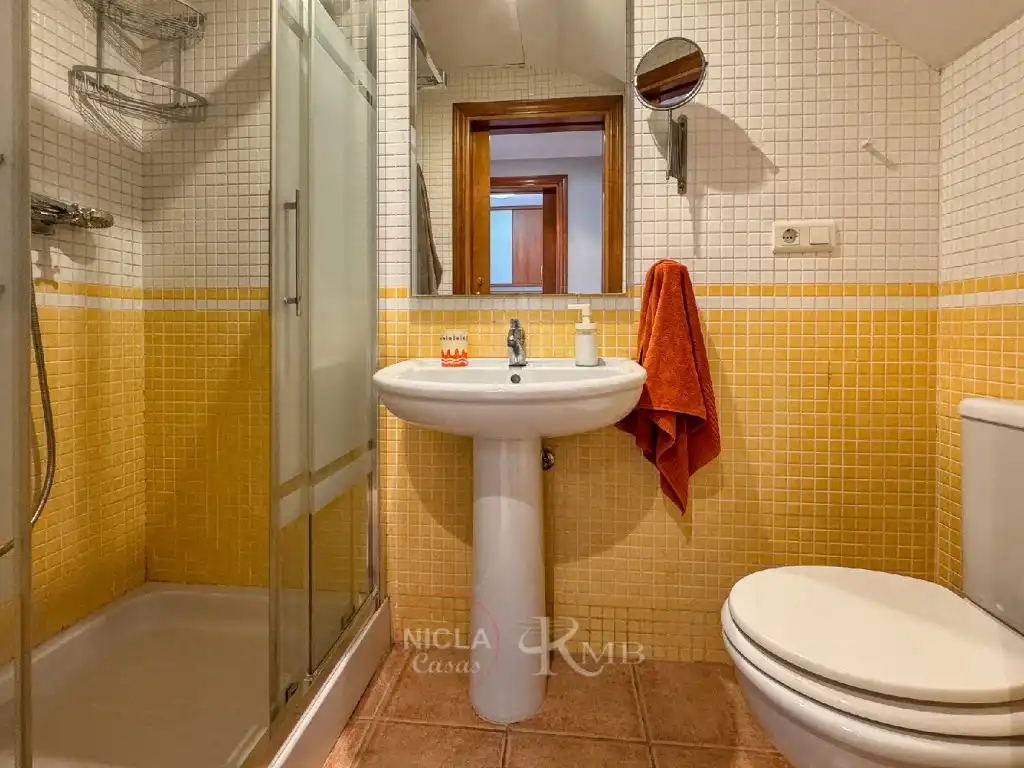 Bathroom of Duplexes for sale in Vera  with Air Conditioner, Terrace and Balcony