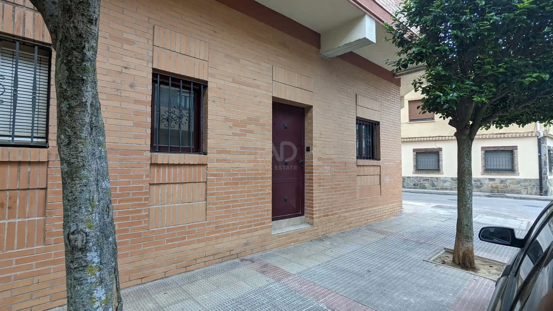 Vista exterior de Piso en venta en Villamediana de Iregua con Calefacción y Piscina