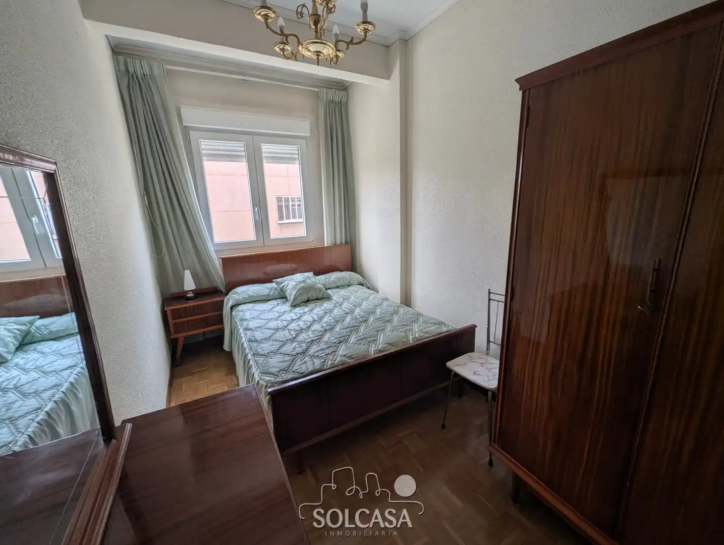 Bedroom of Flat for sale in Valladolid Capital  with Heating, Terrace and Furnished