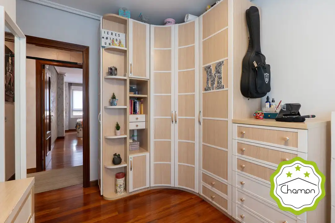 Schlafzimmer von Wohnung zum Verkauf in Bilbao  mit Heizung, Privatgarten und Abstellraum