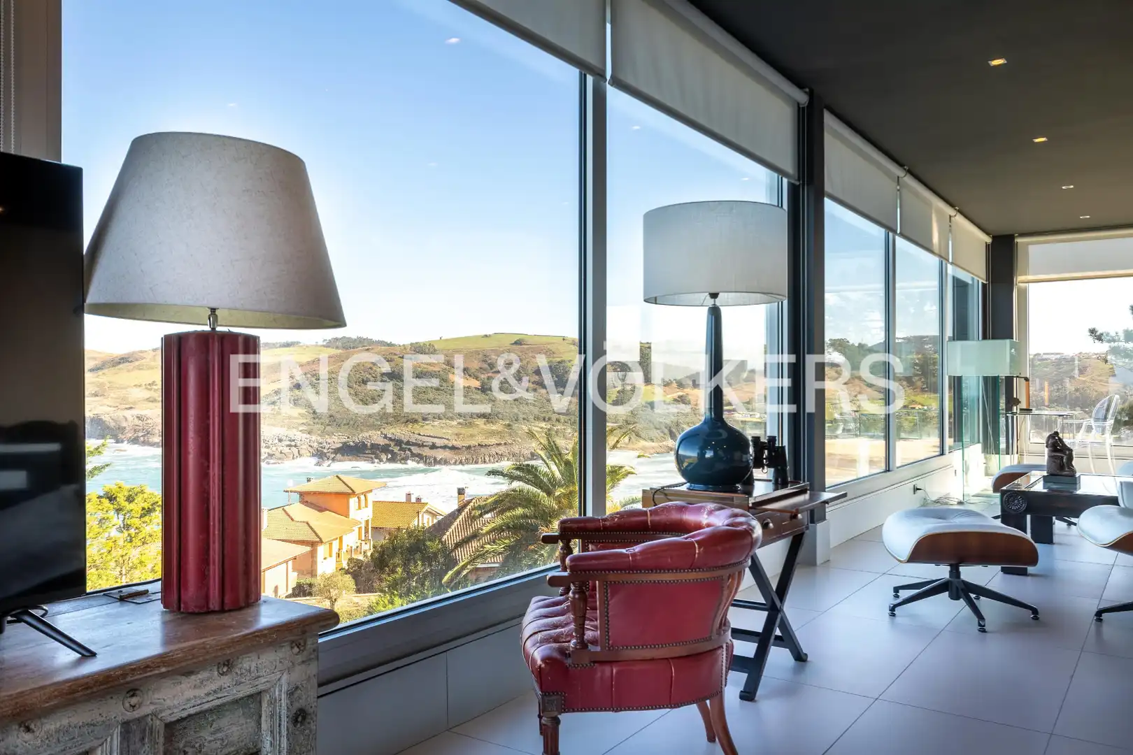 Sala de estar de Casa o chalet en venta en Bareyo con Calefacción, Jardín privado y Terraza