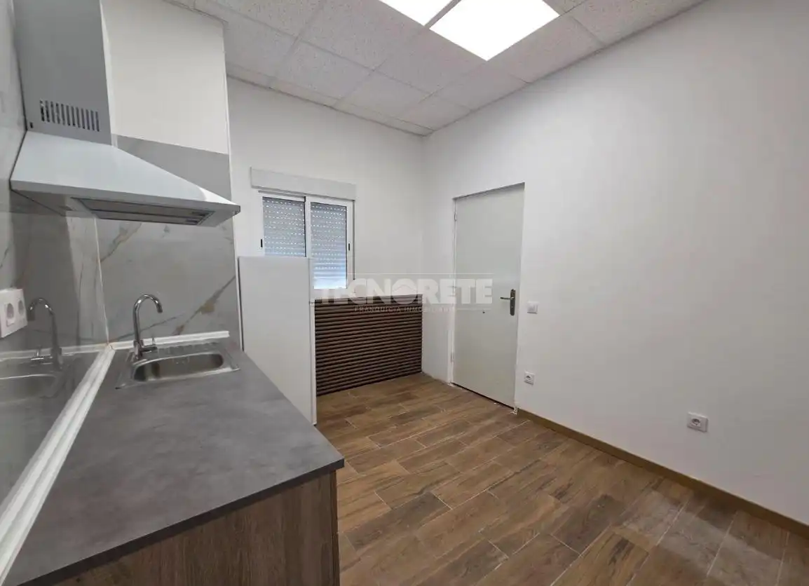 Local comercial en venta en Centro, imagen 2