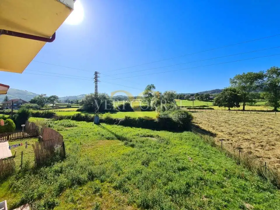 Casa o xalet en venda a Camín del Gurguyu, Sariego