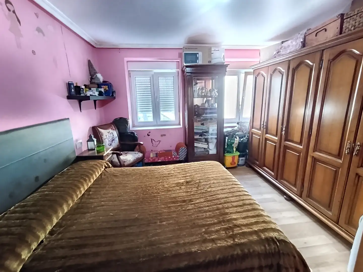 Schlafzimmer von Wohnung zum Verkauf in Avilés mit Parkett, Möbliert und Ofen