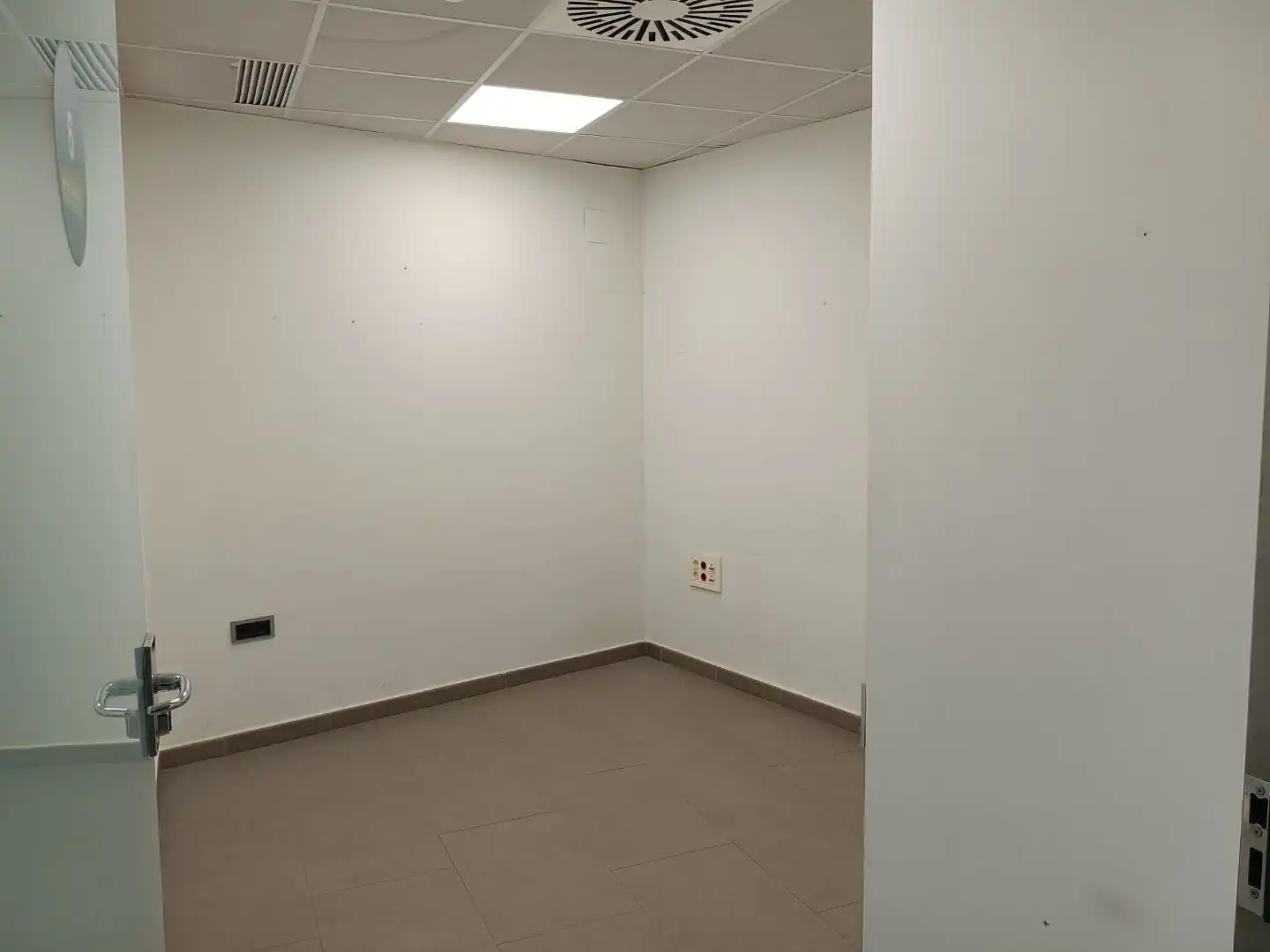 Business premises to rent in Calle Estación 8, imagen 8