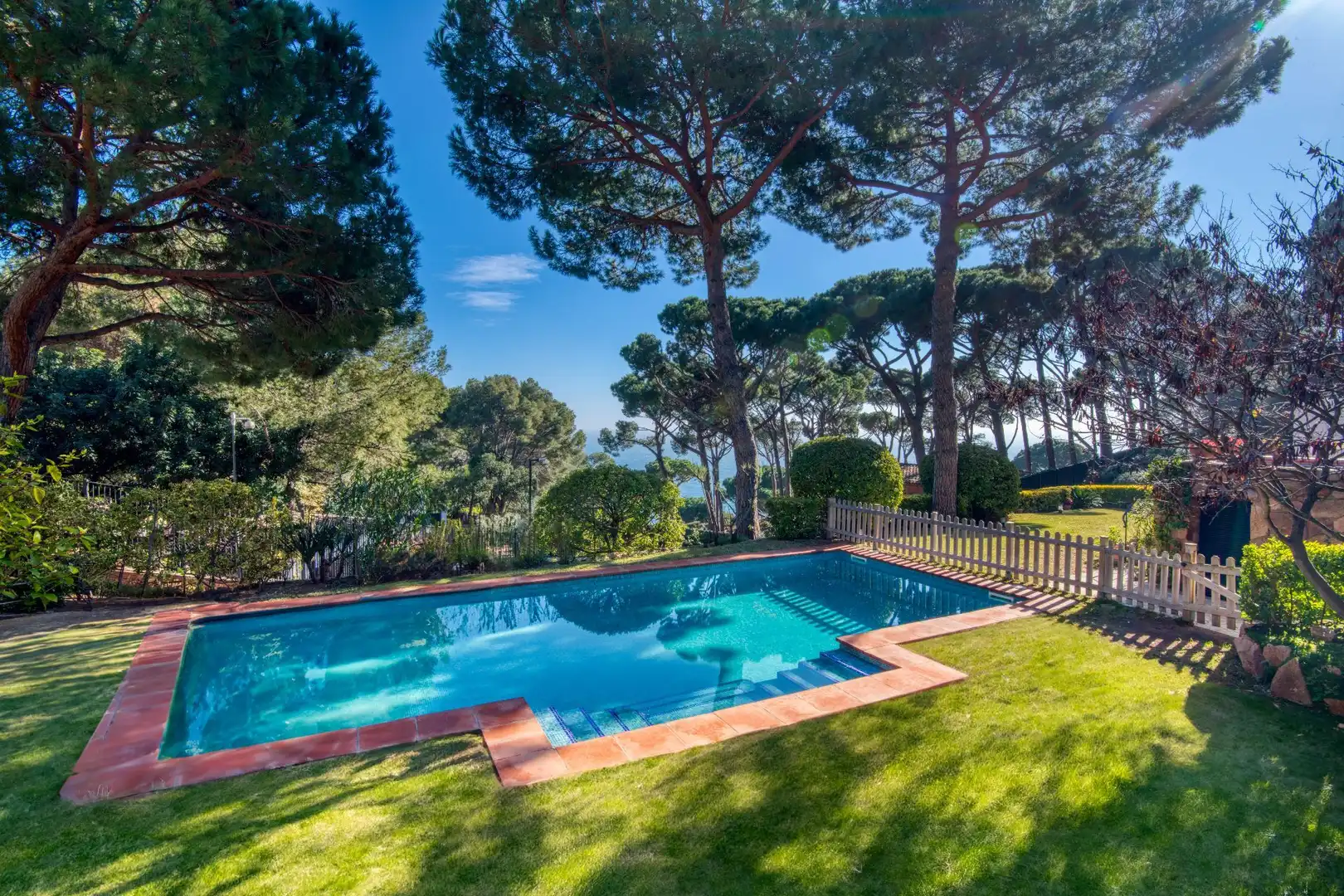 Jardí de Casa o xalet en venda en Sant Feliu de Guíxols amb Aire condicionat, Calefacció i Traster