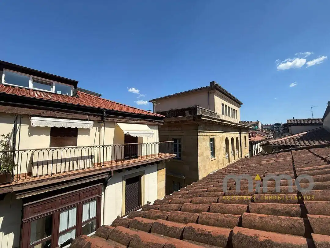 Vista exterior de Piso en venta en Donostia - San Sebastián  con Calefacción, Trastero y Balcón