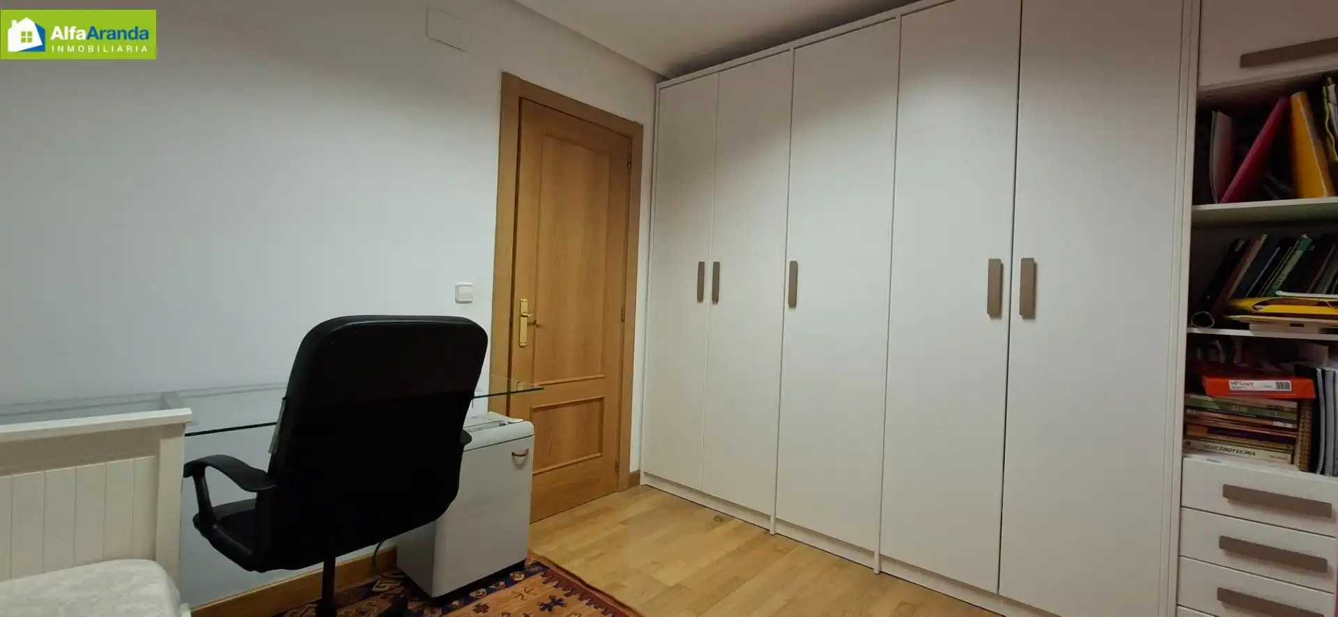 Habitación de Piso en venta en Aranda de Duero con Calefacción, Trastero y Amueblado