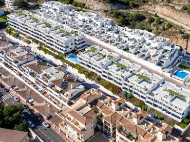 Erdgeschosswohnung mit Pool zum Verkauf in Benalmádena pueblo