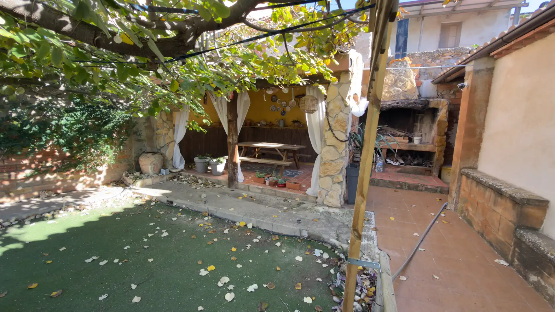 Jardí de Casa o xalet en venda en Benissanet amb Aire condicionat, Jardí privat i Terrassa