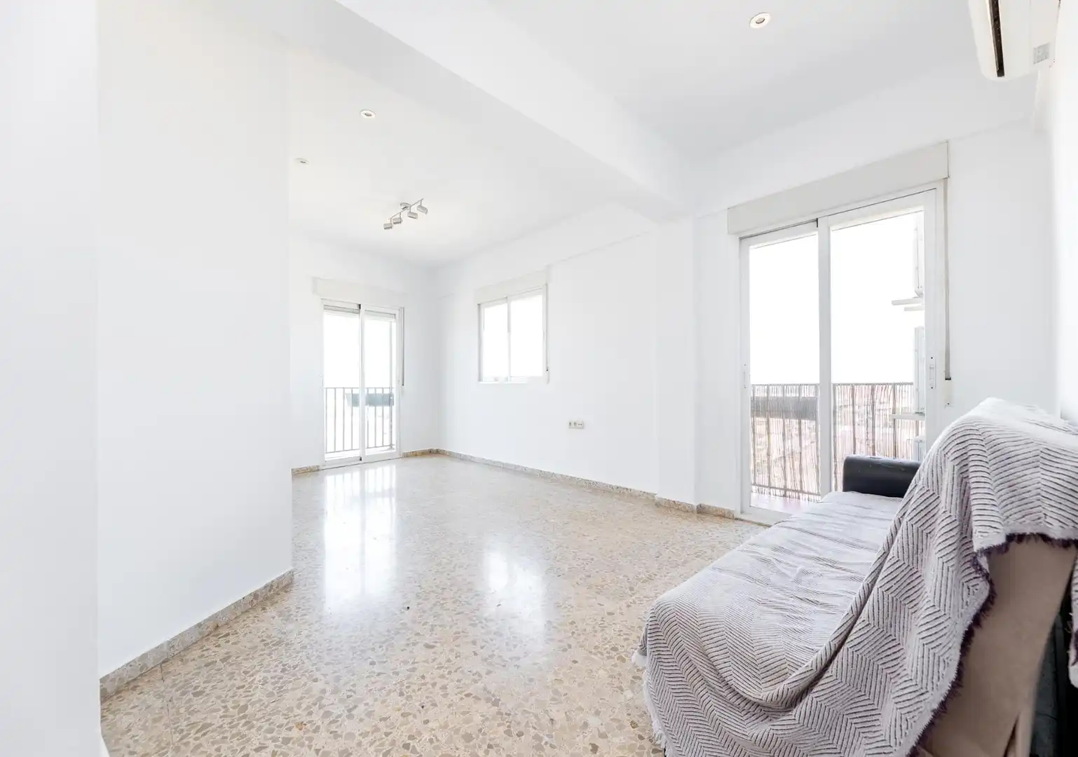 Sala d'estar de Àtic en venda en Maracena amb Aire condicionat, Calefacció i Terrassa