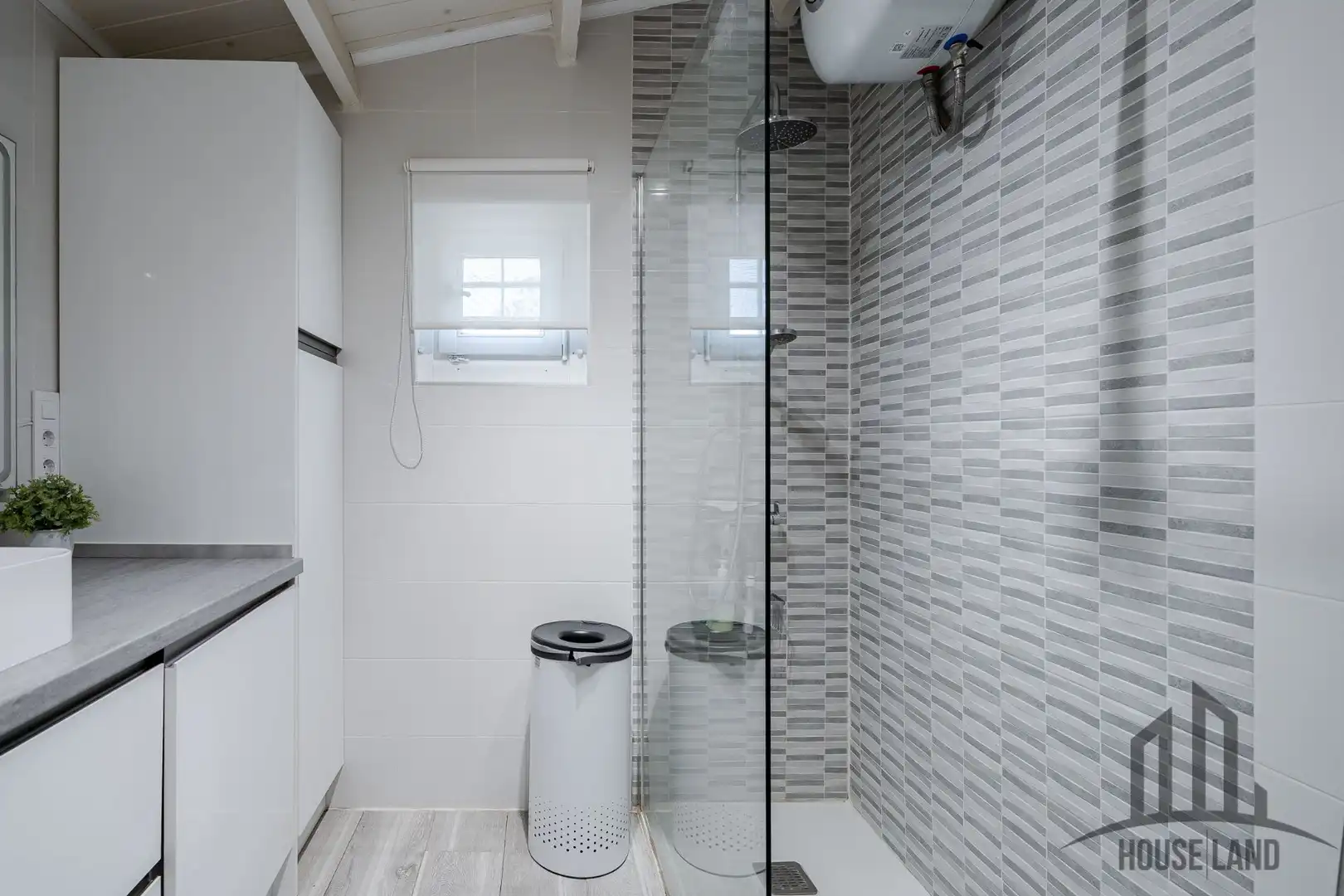 Bathroom of Country homes for sale in Fuente El Saz de Jarama  with Air Conditioner, Heating and Private garden