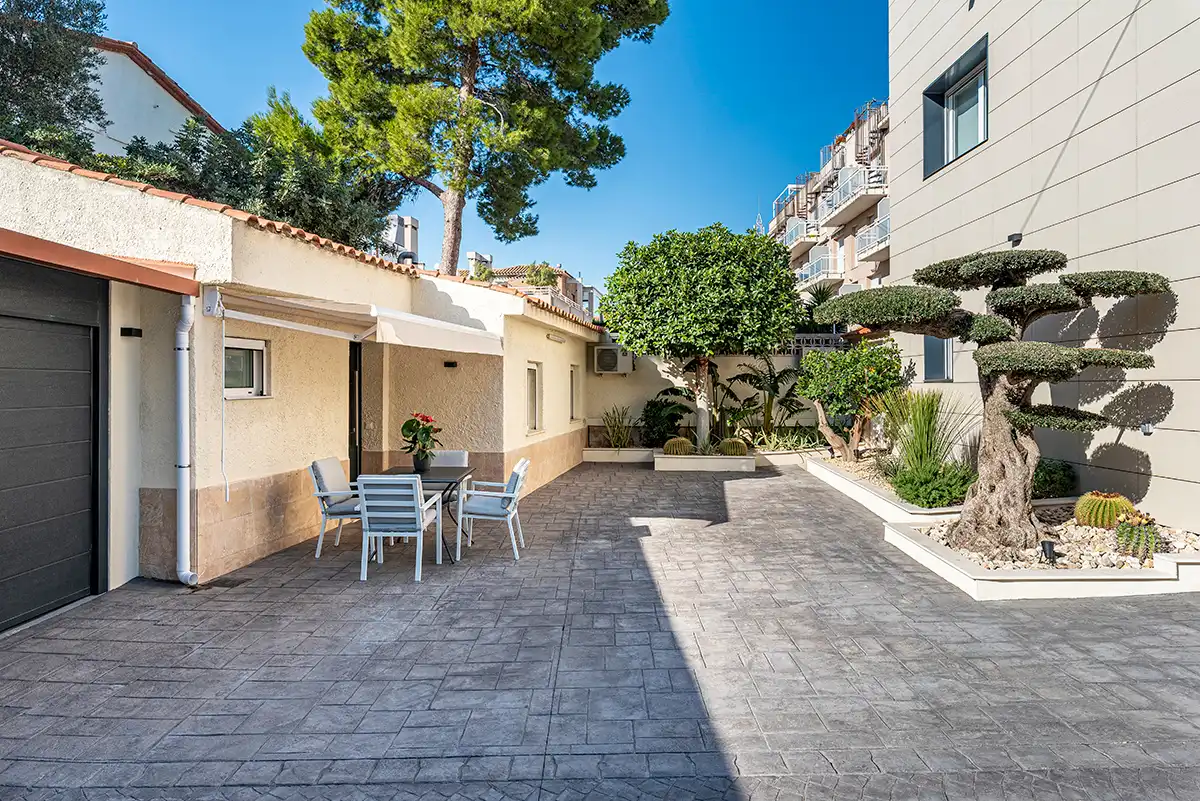 Villa avec piscine à vendre à Avinguda París 15, imagen 11